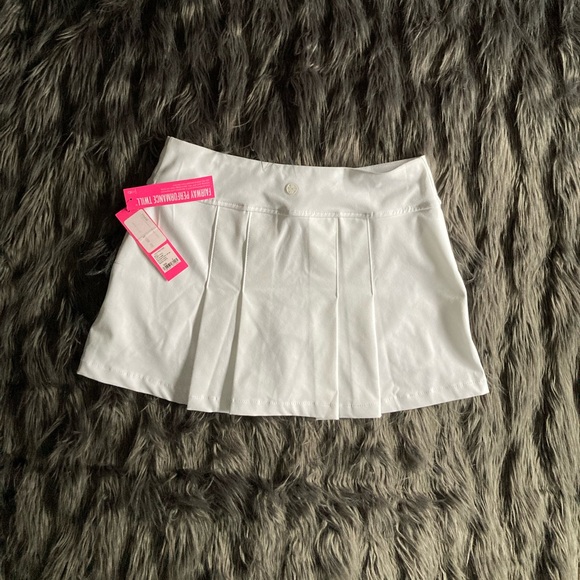 NWT Lilly Pulitzer Luxletic Malaga Skort Size 6 White UPF 50+ Orig $108 Skirt - Picture 3 of 10